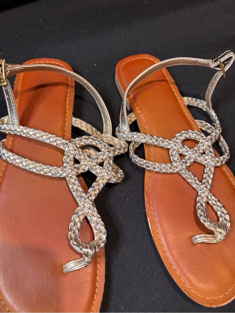 Universal Thread Metallic Silver Slingback Flats with Tan Insole